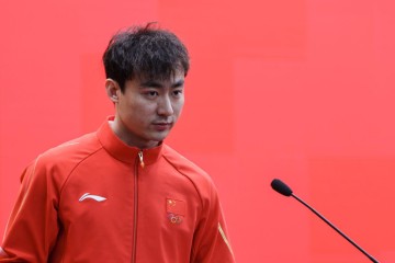 殷正：在米兰冬奥会滑出最好水平|AC米兰|钢架雪车|中国钢架雪车队|世界杯|北京冬奥会_新浪新闻